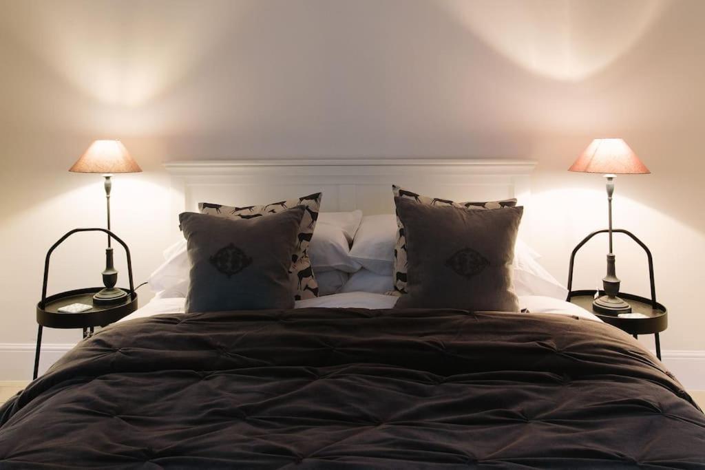 Beautiful House, Cirencester Centre, Parking Экстерьер фото